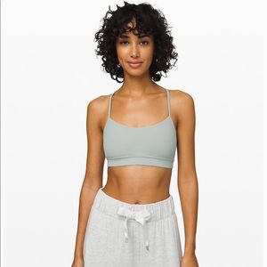 Lululemon Flow Y Bra Nulu SOLD OUT ONLINE